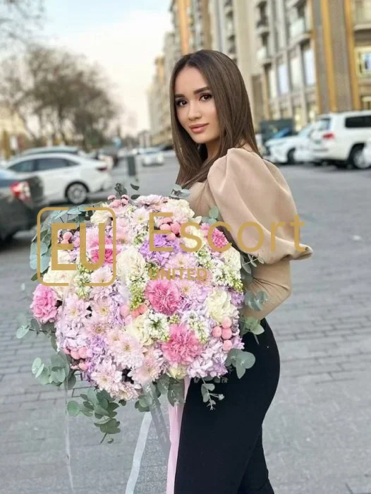 Cunoaște-o pe Lola, escortă în Dubai — fotografia 4