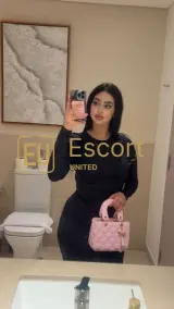 Amira, Escort-Dame in Abu Dhabi — Foto 3