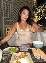 Upoznajte Daisy, 25-godišnju eskort u Dubai — fotografija 9