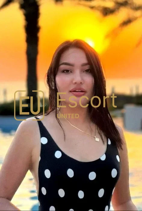 Eskort devojka Daisy sa sedištem u Dubai, 25 godina — fotografija 1