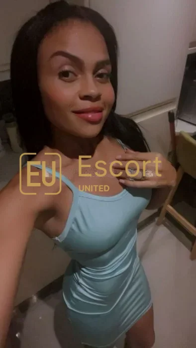 Mariana, însoțitoare în Dubai — fotografia 11