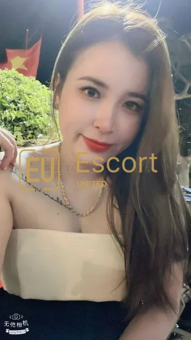 Meet Maika, escort girl in Abu Dhabi — photo 3