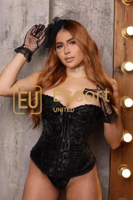 Γνωρίστε τη Jasmine, μια 26 ετών συνοδό κοπέλα στην Ντουμπάι — φωτογραφία 8
