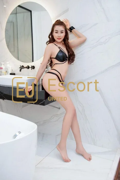 Ontmoet Leamon, escort in Abu Dhabi — foto 3