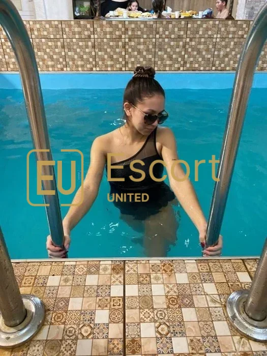 Escortă Liza stabilită în Dubai, în vârstă de 22 de ani — fotografia 2