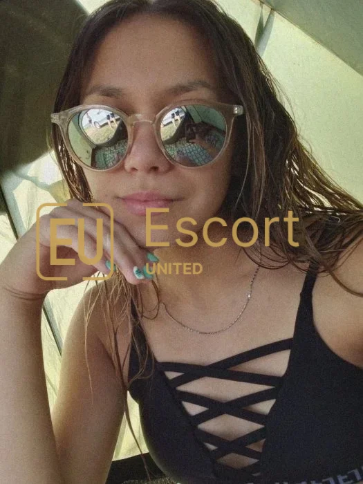 Liza, în vârstă de 22 de ani, însoțitoare în Dubai — fotografia 7