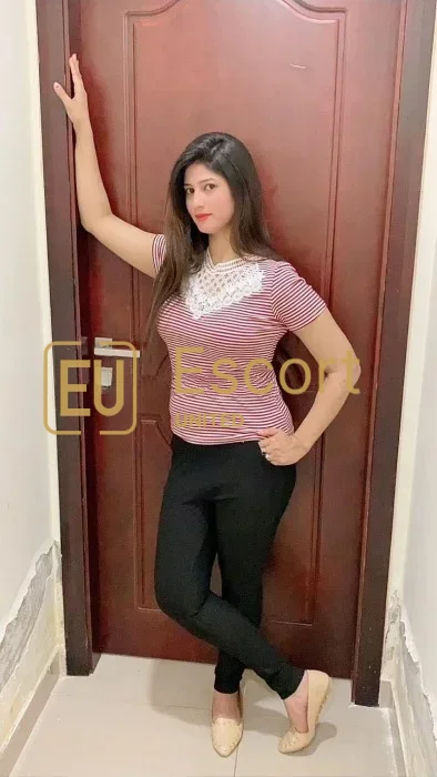 Escort girl Haniya in Abu Dhabi — photo 2