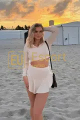 Angela, Begleiterin in Dubai, VAE — Foto 3
