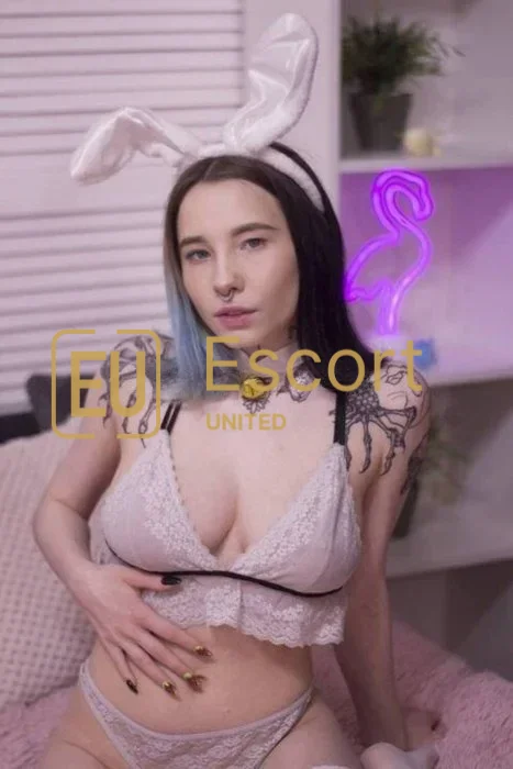 Vanessa, γυναίκα συνοδός στην Ντουμπάι — φωτογραφία 4