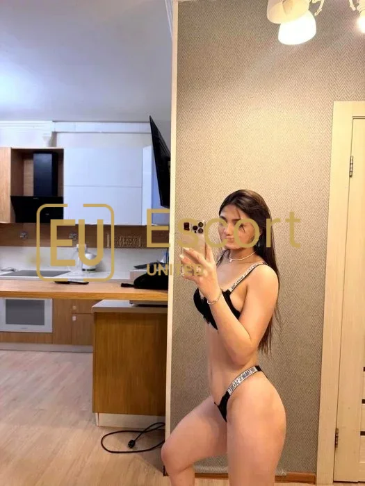 Rencontrez Janna, fille d'escorte à Dubaï — photo 3