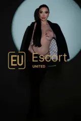 Escort Lady Juliana in Abu Dhabi, 26 Jahre alt — Foto 11