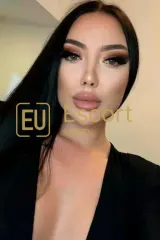 Escort-Dame Juliana ansässig in Abu Dhabi — Foto 15
