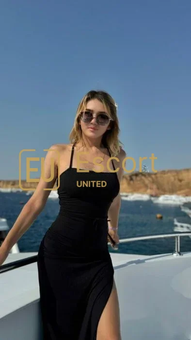 Eskort devojka Suzi u Dubai, 23 godina — fotografija 10