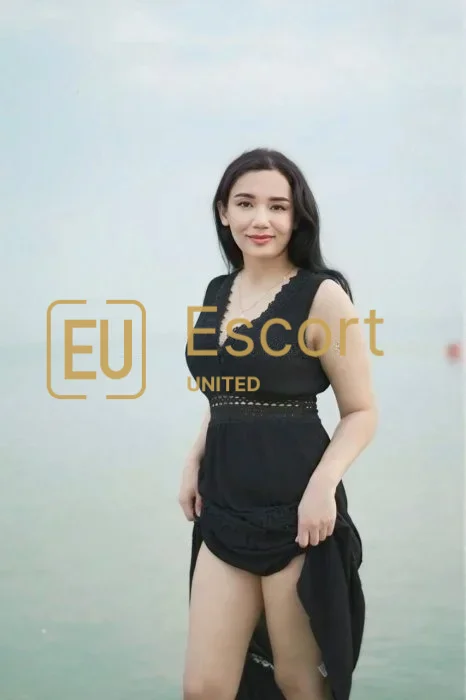 Monica, escort donna a Dubai, Emirati Arabi Uniti — foto 8