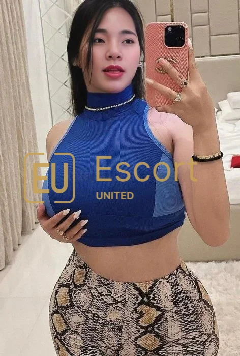 Lisa, 25, γυναίκα συνοδός στην Άμπου Ντάμπι — φωτογραφία 1
