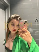 Escort-Dame Barbara ansässig in Dubai — Foto 6