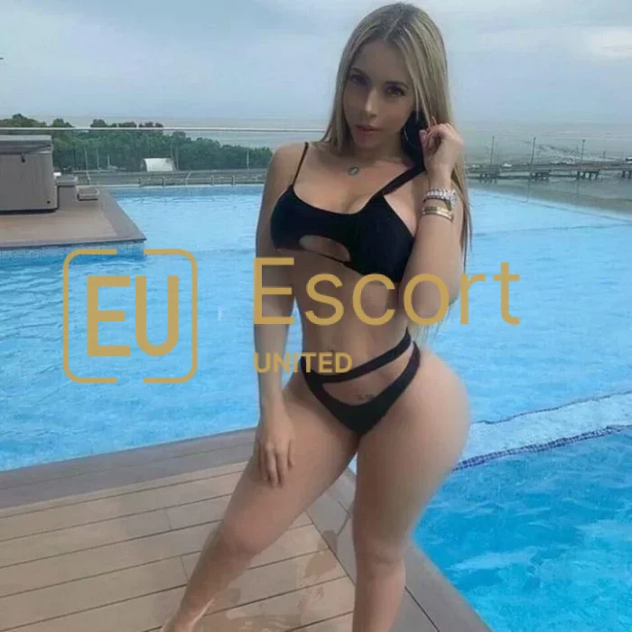Dubai escort girl Vanessa Baby — photo 4