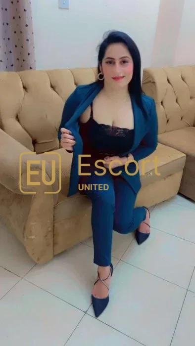 Divya, accompagnatrice de 27 ans à Abou Dhabi — photo 4