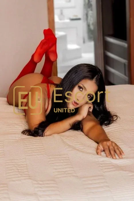 Female escort Brandi in Dubai, 28 years old — photo 2