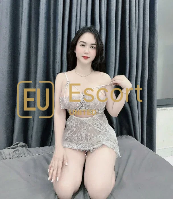 Escort Lyly gevestigd in Abu Dhabi, 27 jaar oud — foto 2