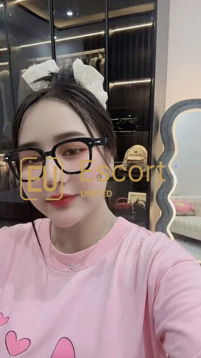 Lyly, vrouwelijke escort in Abu Dhabi, VAE — foto 16
