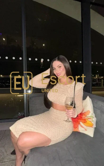 Alice — companion in Dubai, UAE — photo 6