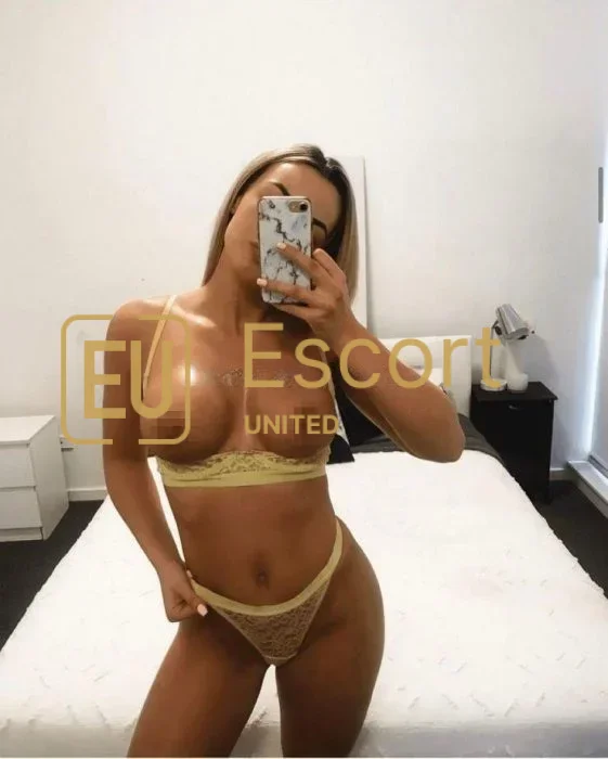 Upoznajte Elena, 28-godišnju eskort devojku u Abu Dabi — fotografija 8