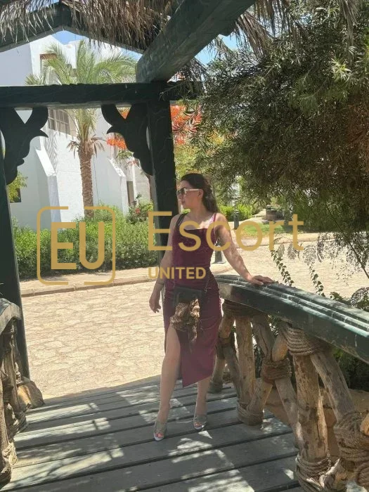Escort femenina Ruslana en Dubái — foto 7
