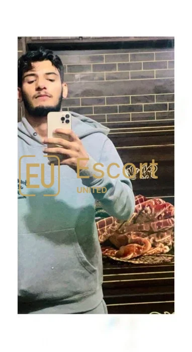 Gigolo Bibz ansässig in Abu Dhabi — Foto 4