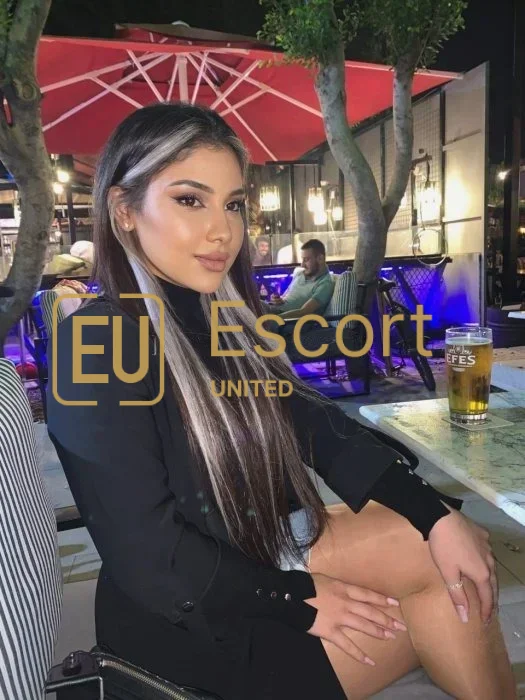 Oria, vrouwelijke gezelschapsdame in Dubai — foto 6