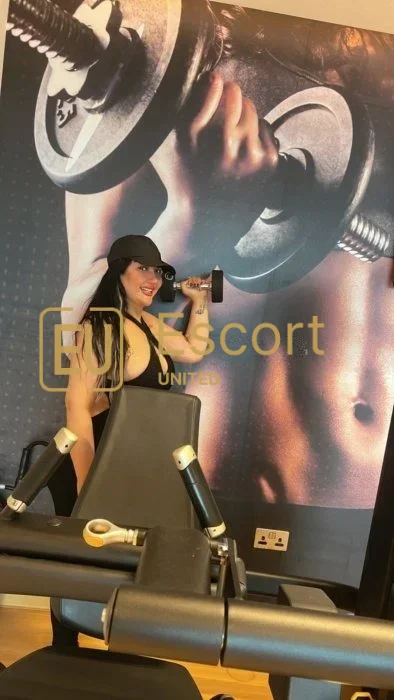 Elena, Dubai konumunda kadın refakatçi — fotoğraf 3