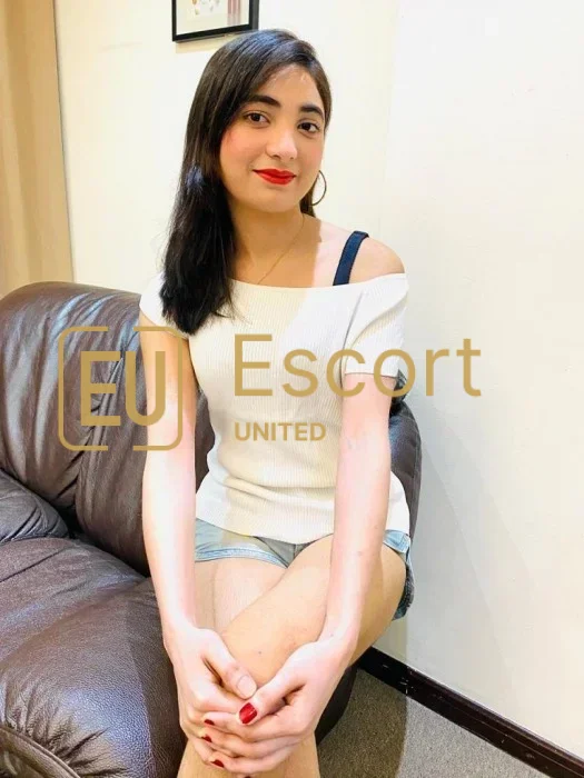 Zarezerwuj Zalina, 27-letnią eskortę w Dubaj — zdjęcie 2