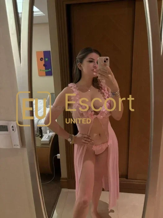 Escort Victoria en Dubái — foto 5