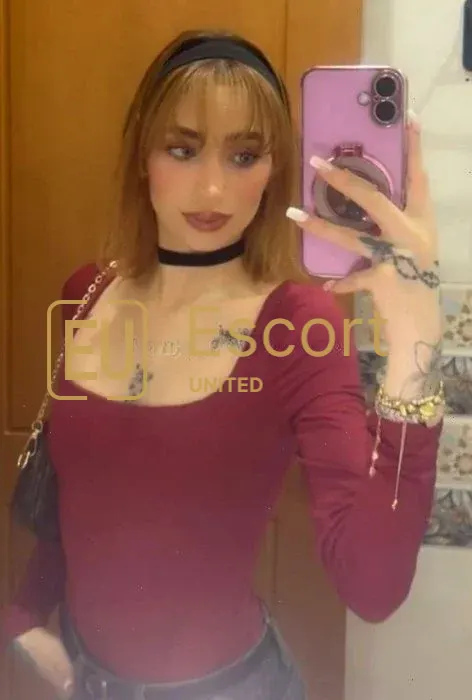 Sofia, ve věku 25 let, společnice v Dubaj