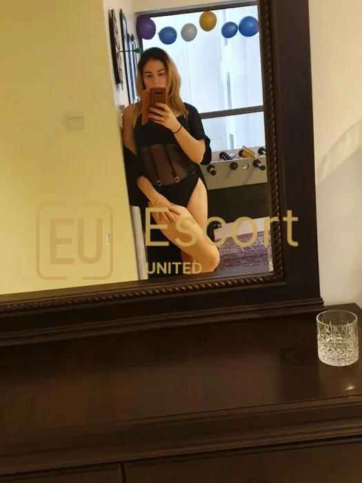 Κλείστε ραντεβού με τη Diana, συνοδό στην Ντουμπάι — φωτογραφία 5