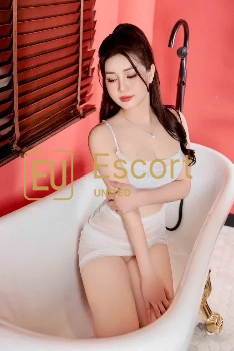 Escortă Dara stabilită în Dubai, în vârstă de 23 de ani — fotografia 5