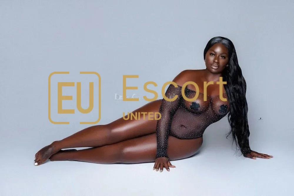 Rencontrez Oppy, escorte de 28 ans à Abou Dhabi — photo 3