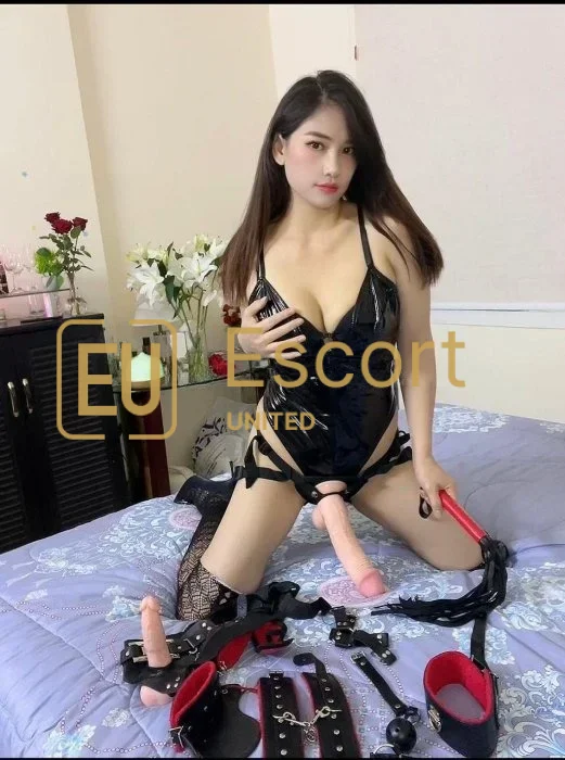 Escort donna Lisa che risiede an Abu Dhabi — foto 13