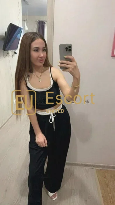 Réservez Temma, fille d'escorte de 27 ans à Dubaï — photo 13