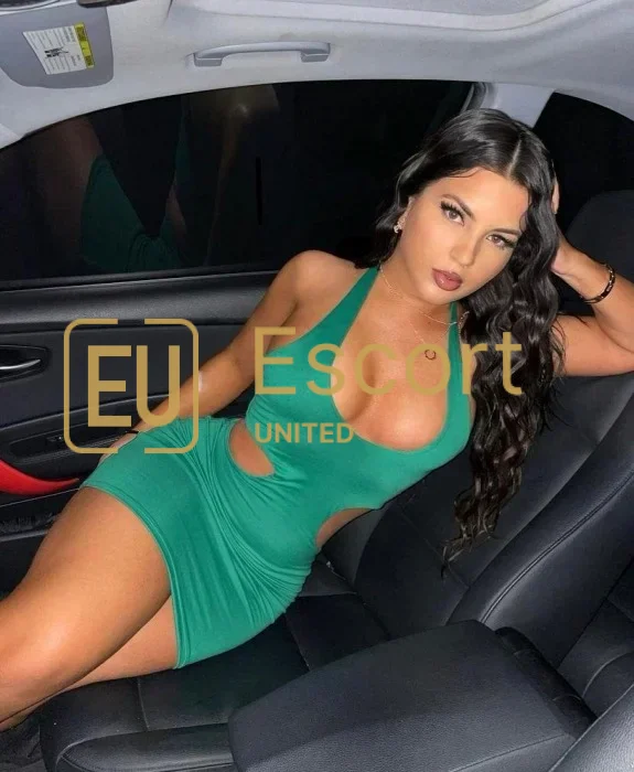 Patricia, eine 29-jährige Begleiterin in Abu Dhabi — Foto 3