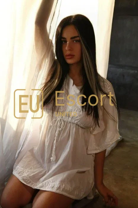 Alina, kobieta do towarzystwa w Dubaj — zdjęcie 7