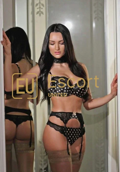 Mable, Escort-Dame in Dubai — Foto 8