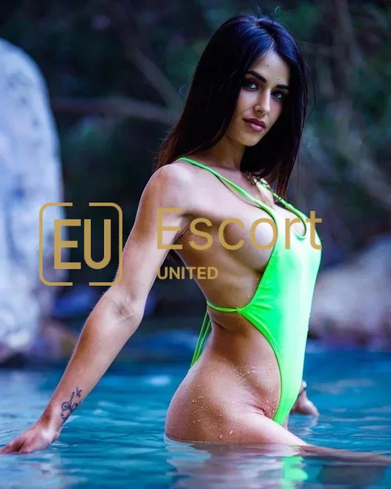 Kiara, žena na eskort v Dubaj — fotka 3