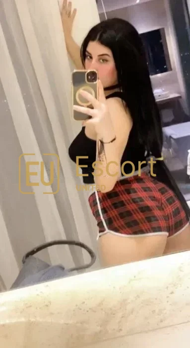 Youssra, Dubai konumunda 25 yaşında kadın refakatçi — fotoğraf 8