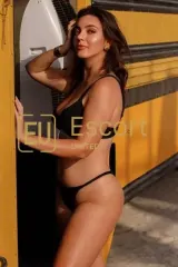 Abu Dhabi escort girl April — photo 9