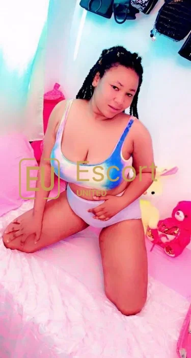 Female escort Merit in Dubai, 28 years old — photo 4