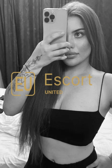 Triff Hurrem, Escort Lady in Dubai — Foto 6
