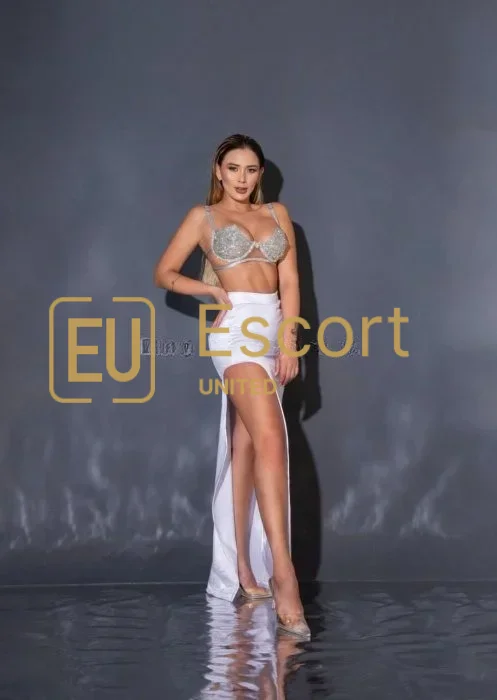 Sofi, eskort devojka u Dubai, UAE — fotografija 3