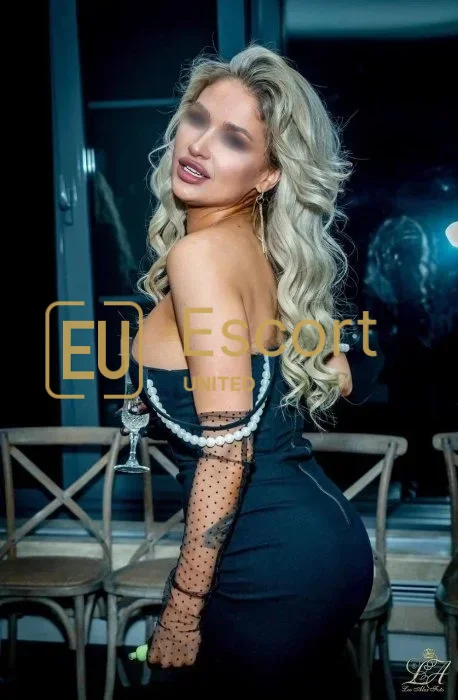 Victoria, accompagnatrice de 27 ans à Dubaï — photo 6