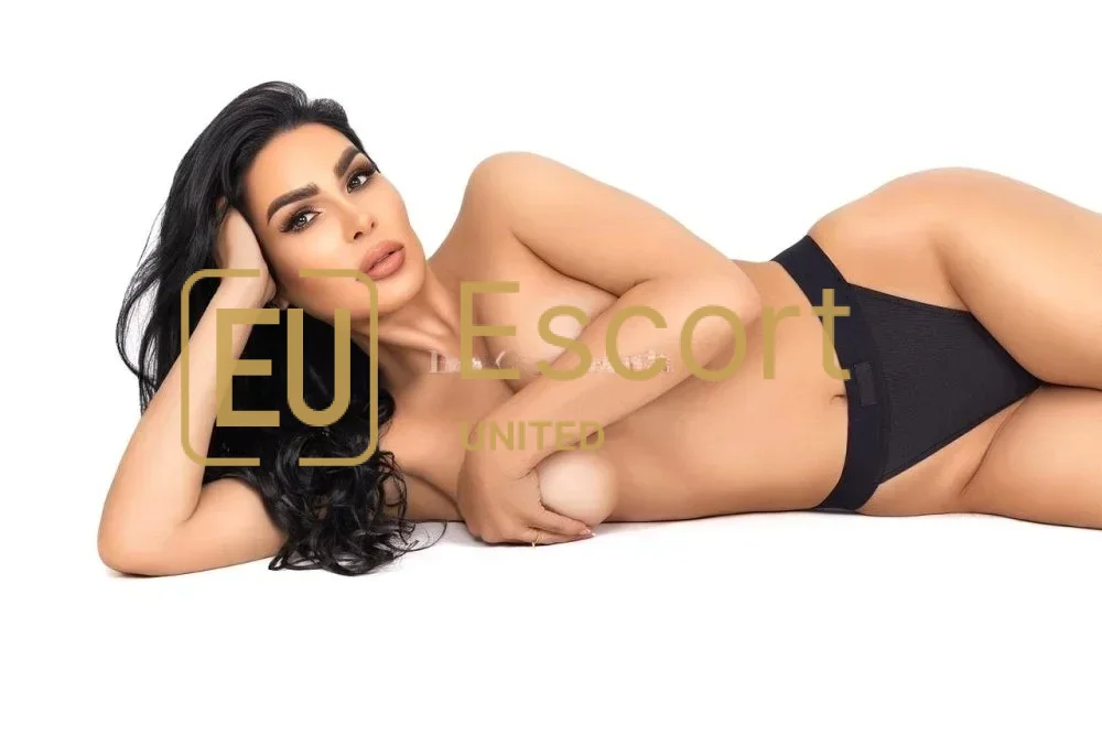 Escort Lady Sabrine in Dubai, 36 Jahre alt — Foto 4